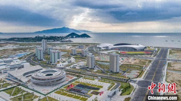 詳細閱讀:2025汕頭大學本科招生計劃增加200人,招生范圍擴至25個省 2025汕頭大學本科招生計劃增加200人,招生范圍擴至25個省